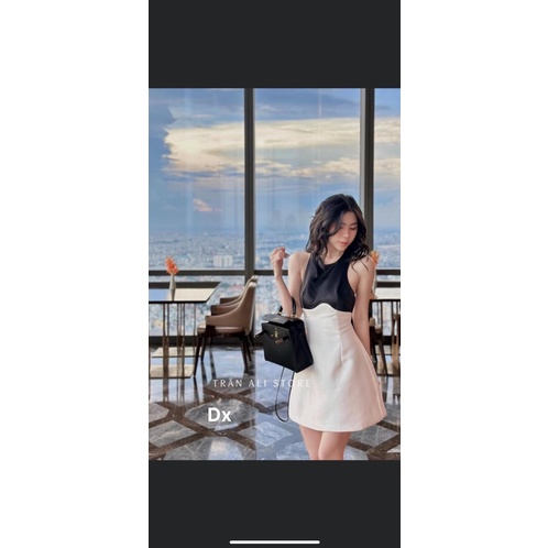 Đầm hở lưng nơ sau