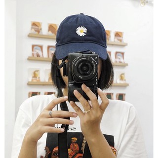 mũ lưỡi trai hoa cúc