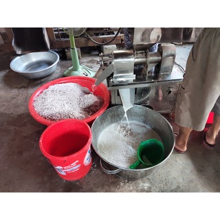 Dầu dừa nhà làm nguyên chất 100%