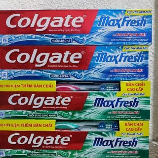 Kem đánh răng Colgate MaxFresh 200g Bạc hà.