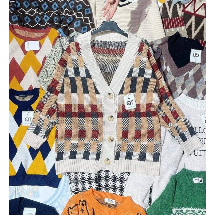 Áo len full hoạ tiết