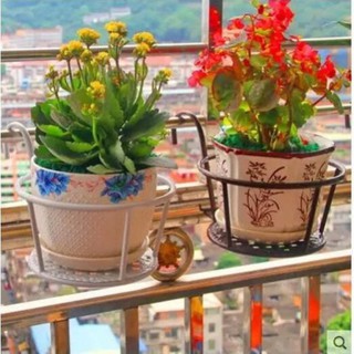 Giá sắt tròn treo chậu hoa lan can