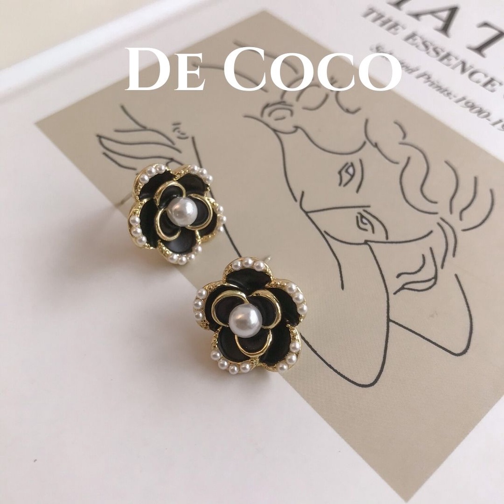 Bông tai hoa đen đính hạt trai Black Rosé decoco.accessories