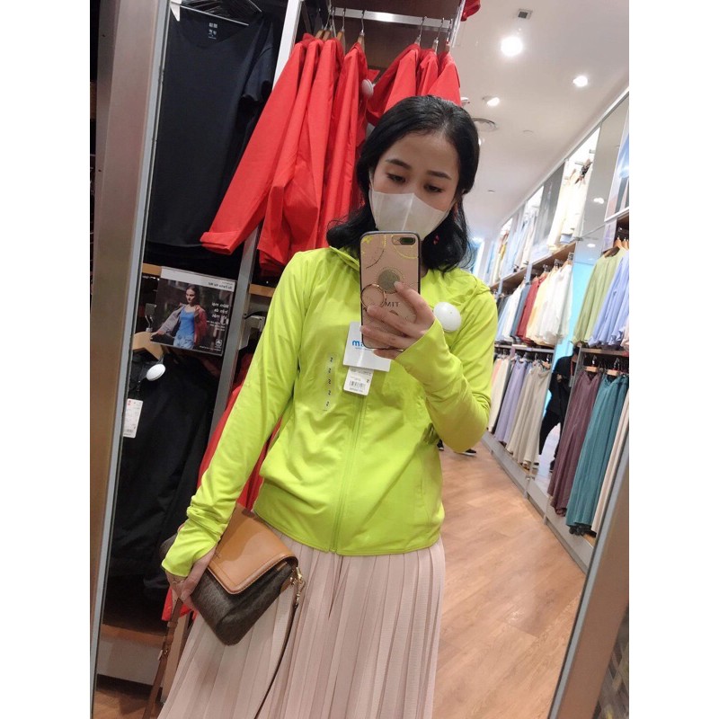 Áo chống nắng uniqlo nhật auth | BigBuy360 - bigbuy360.vn