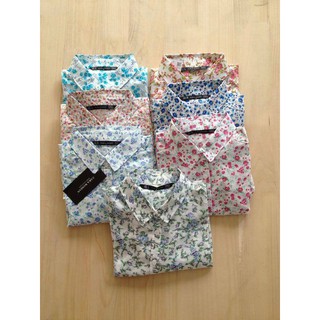 Áo sơ mi hoa nhí màu xanh nước biển