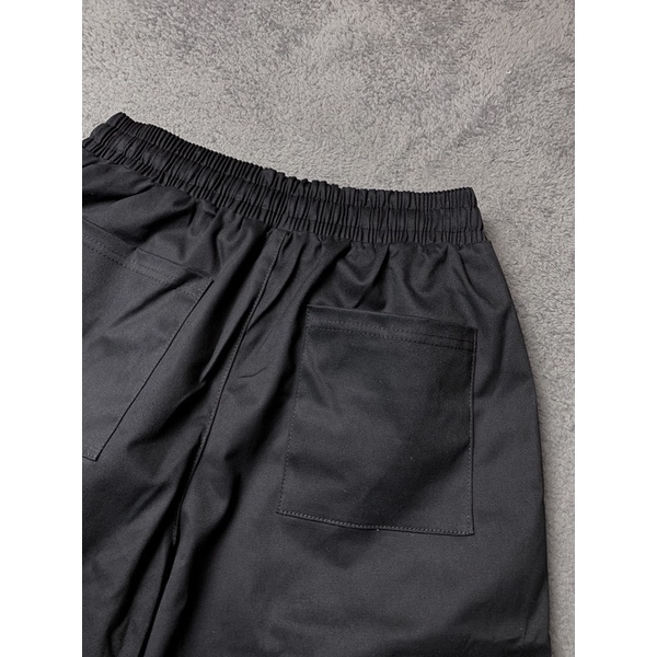 SHORT KAKI TRƠN ĐEN TRẮNG UNISEX NAM NỮ