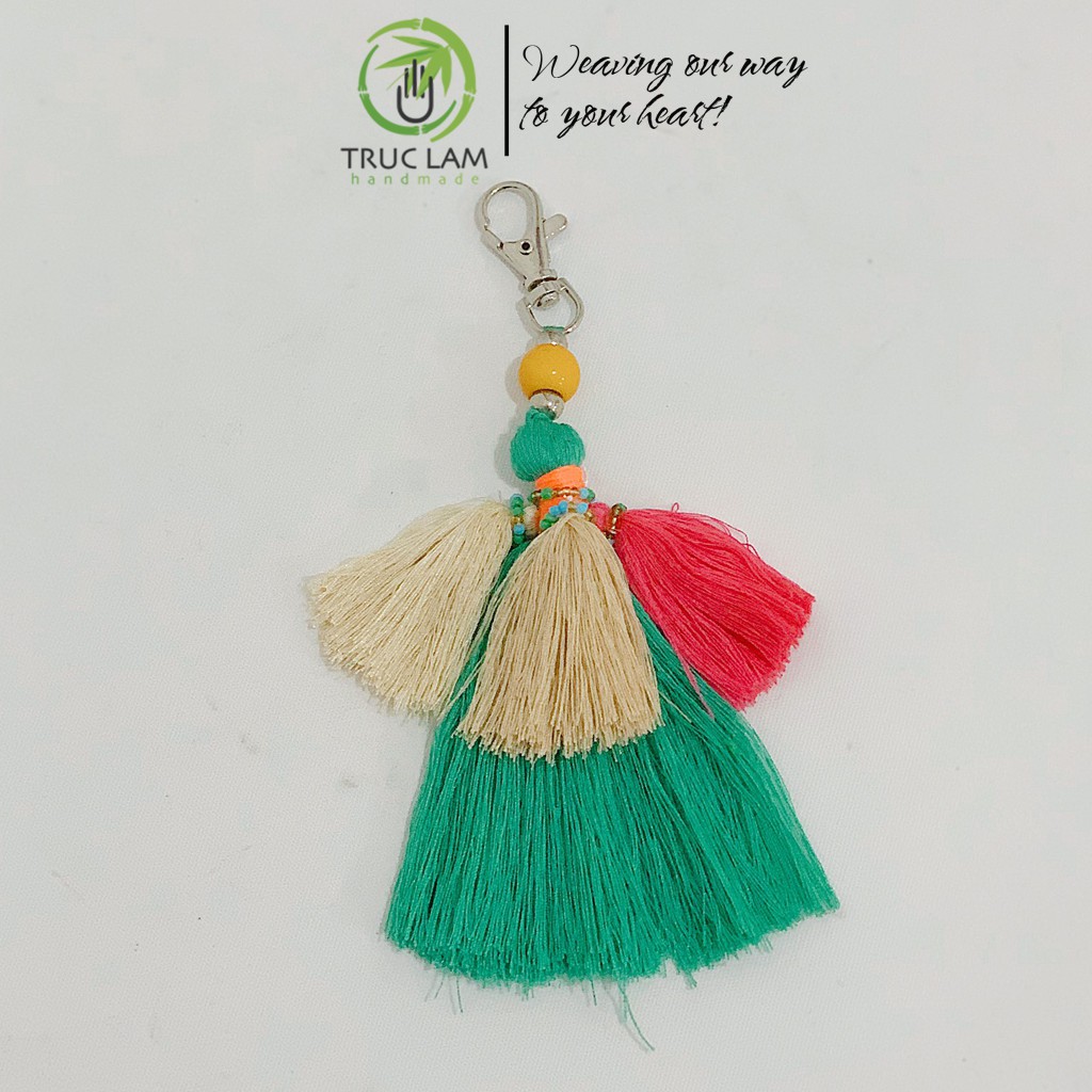 Móc Khóa Treo Túi Dây Len Tua Rua Nhiều Màu Sắc Trúc Lâm Handmade