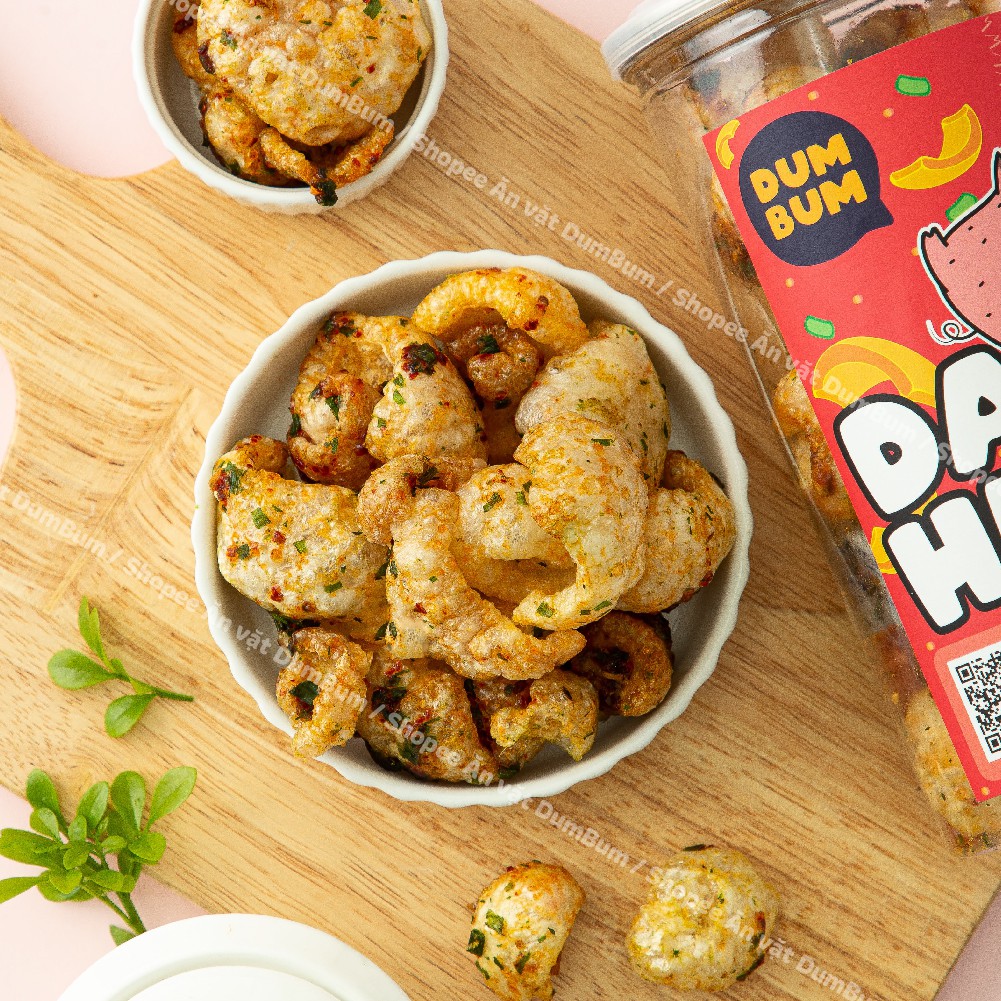 [Mã 267FMCGSALE giảm 8% đơn 500K] Da heo mắm hành 150g DumBum đồ ăn vặt Hà Nội vừa ngon vừa rẻ | BigBuy360 - bigbuy360.vn