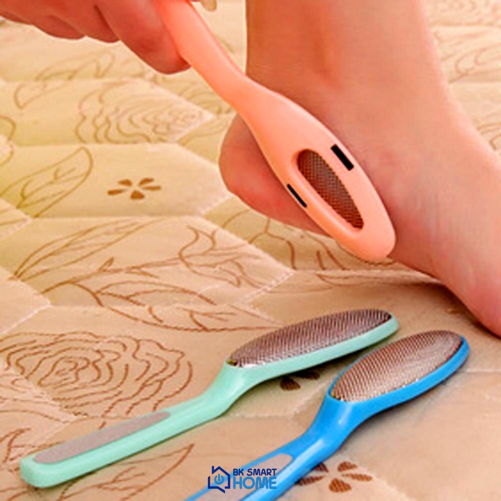 Cây Chà Gót Chân Tẩy Da Chết Tay Cầm Bằng Nhựa Mặt Chà Bằng Kim Loại - Dụng Cụ Đồ Mài Gót Chân