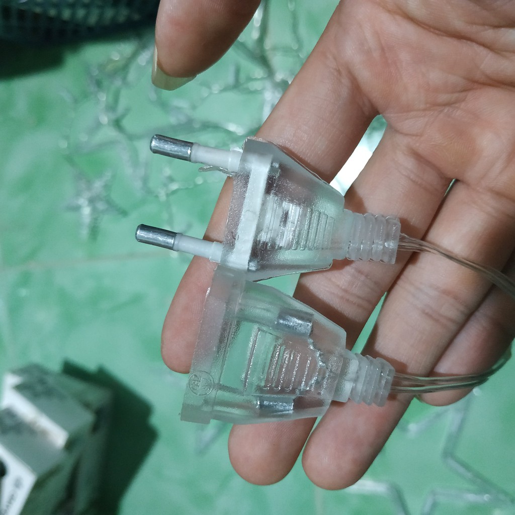 Đèn LED ngôi sao dạng treo rèm cửa dài 3m có 6 ngôi sao lớn, 6 ngôi sao nhỏ