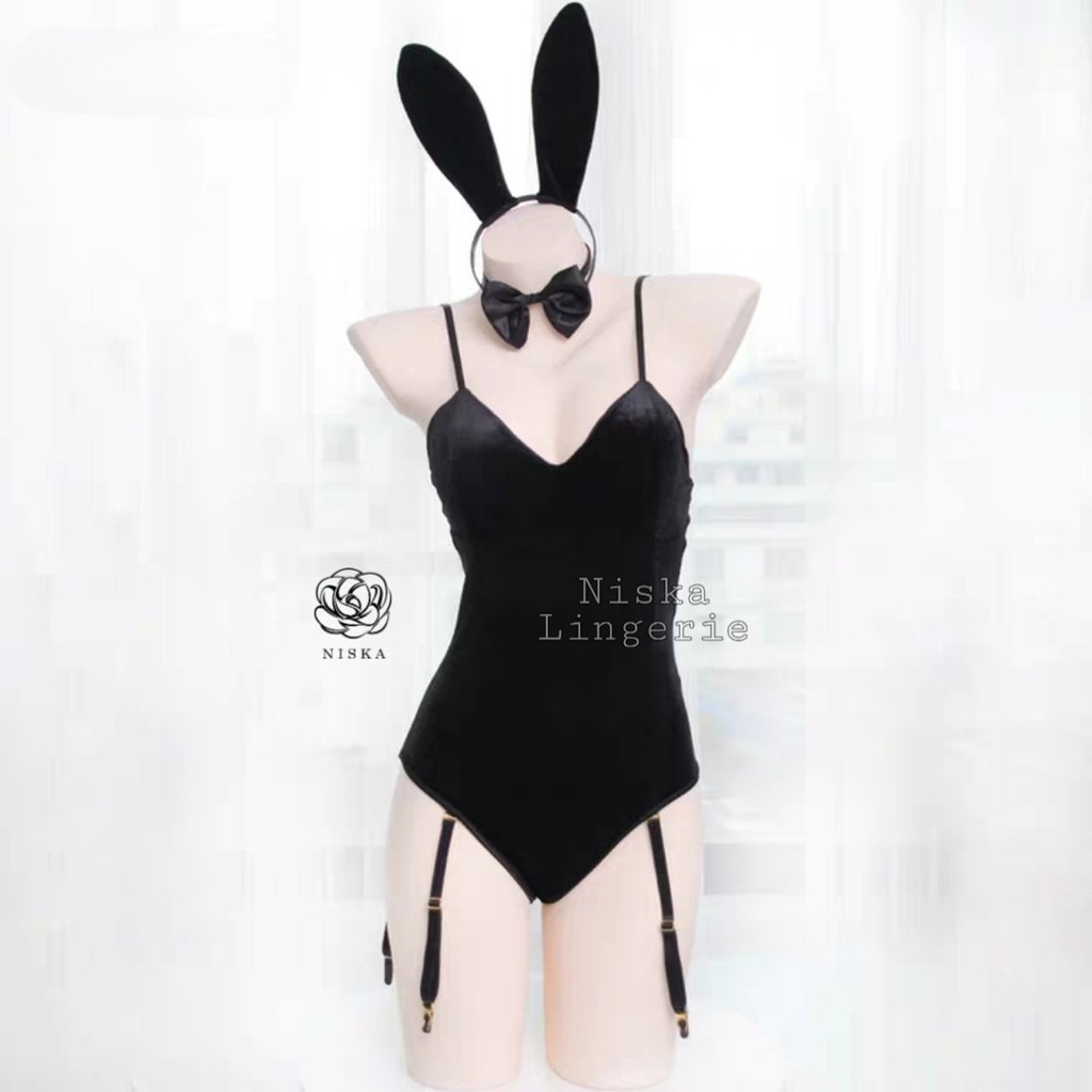 Bộ cosplay thỏ nhung (đen và đỏ) - Mã C128 | BigBuy360 - bigbuy360.vn