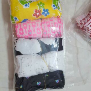 Quần carter bé trai và bé gái