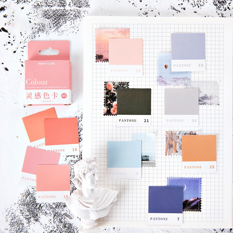 Hộp 45 Miếng Dán Hình Nhiều Màu Sắc Đẹp Mắt Dành Cho Bé