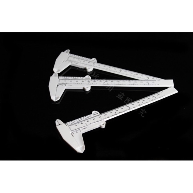 Thước Kẹp Nhựa 150 mm