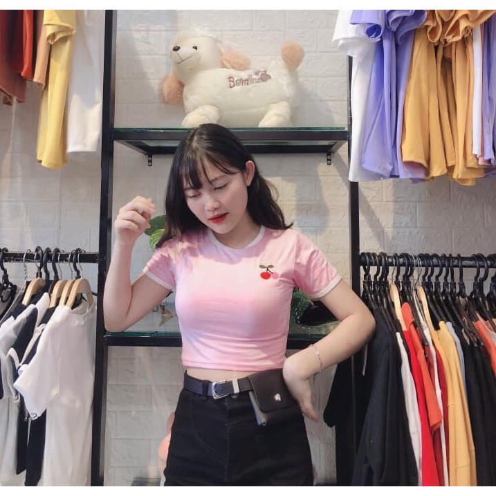 ÁO THUN CROPTOP ÔM BODY NGẮN CO GIÃN - ÁO KIỂU CRT ULZANG NGẮN TAY CỔ TRÒN THÊU HOA CHERRY NHỎ 69