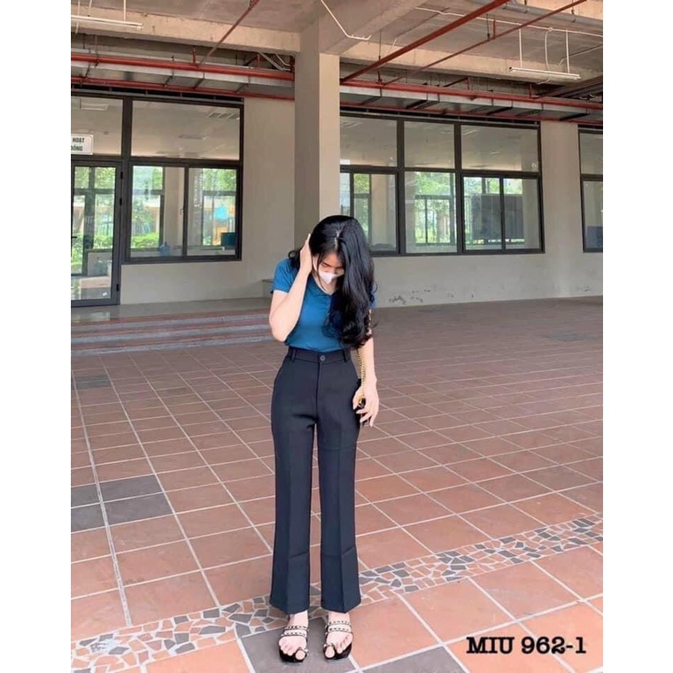 Quần tây ống loe nhẹ ..