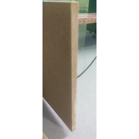 Ván MDF 9mm x 20cm x 30cm dùng làm kệ trang trí, mô hình. 10.000đ/tấm