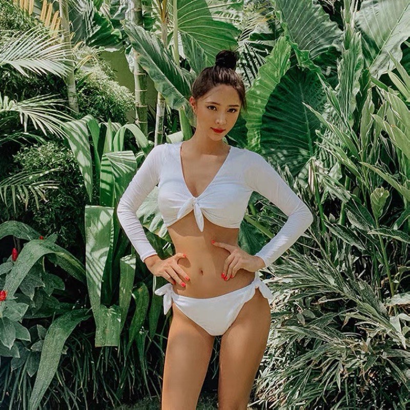 Bikini tay dài quần cạp thấp trắng thắt nơ ngực siêu xinh | BigBuy360 - bigbuy360.vn