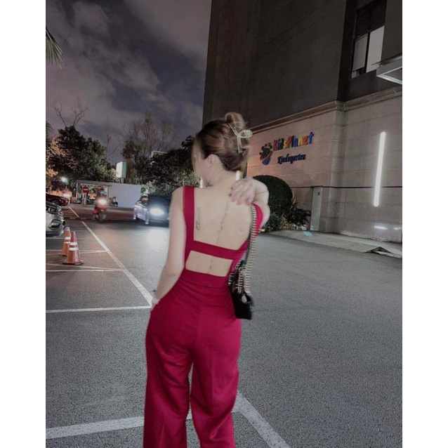 Jumpsuits ống suông hở lưng hot