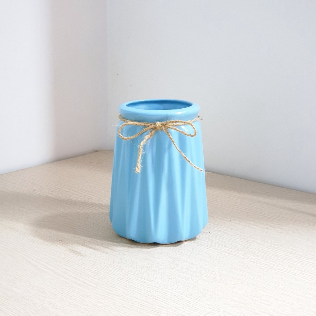 Lọ hoa gốm sứ Bát Tràng dáng mũi tên cao 14 cm - Bình cắm hoa nhỏ decor trang trí bàn làm việc giá rẻ