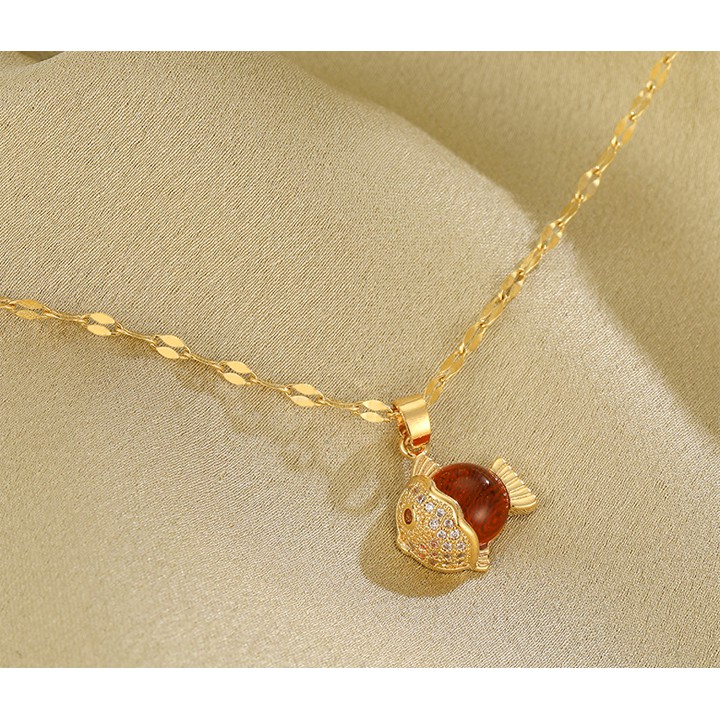 Dây chuyền nữ titan hình con cá đá đỏ siêu cute, bền màu, hợp thời trang