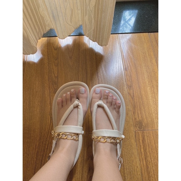 Giày kẹp xỏ ngón dây xích ☁️