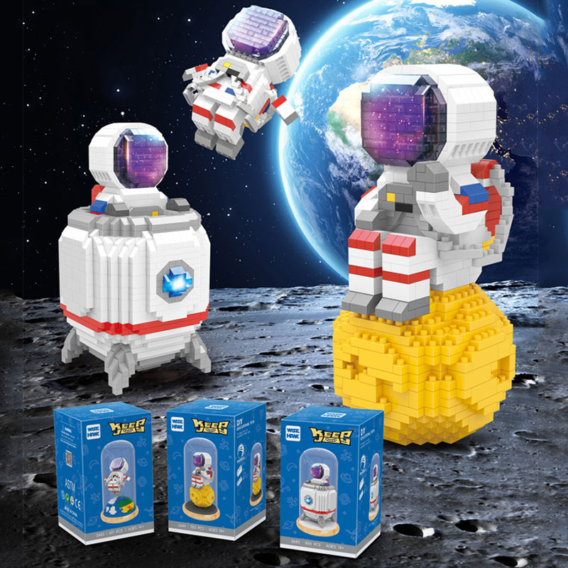 Đồ Chơi Lắp Ráp Mô Hình Nhà Du Hành Vũ Trụ Vui Nhộn Luyện Trí Não Cho Bé
