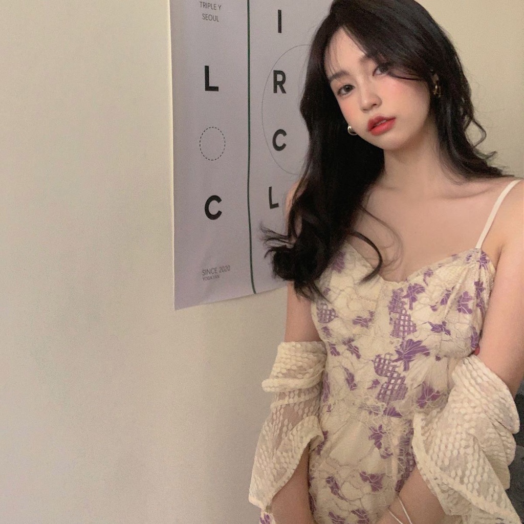 Bộ Áo Cổ Yếm Phối Ren Dáng Ôm Thời Trang Mùa Hè Pháp Cho Nữ