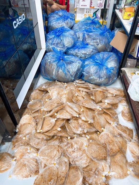 Combo 50 bịch bánh tráng muối nhuyễn siêu cay | BigBuy360 - bigbuy360.vn