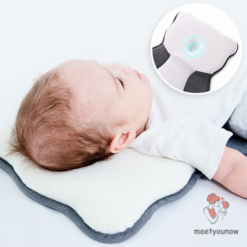 Portable Baby Mat Prevent Flat Head Syndrome for Comfortable Sleep with 3D Mesh Pillows for Newborn Sleeping