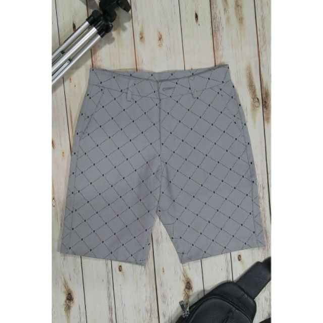 Quần Short Kaki co dãn - Họa tiết kẻ ô cực chất- form cực chuẩn | BigBuy360 - bigbuy360.vn