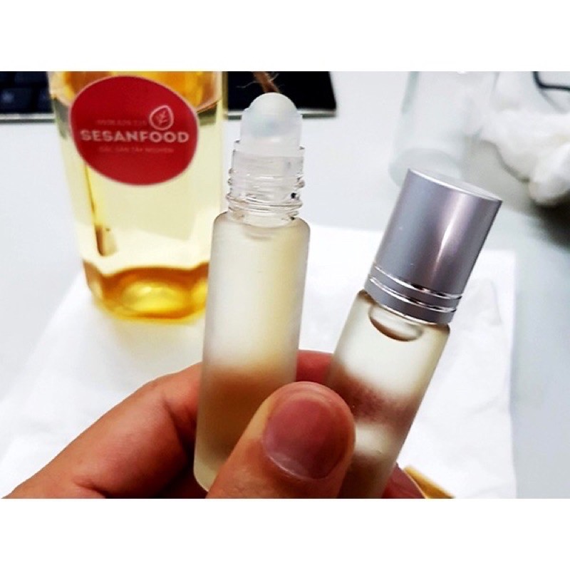 lăn môi dầu dừa nguyên chất 100% hanmalde