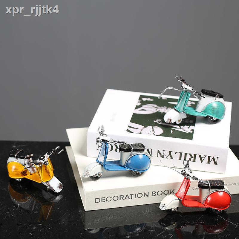 ♦ ☎ Cửa hàng tạp hóa Zakka, xe máy mini, đồ trang trí nhỏ, tấm sắt thủ công cũ, và nội thất cổ điển phong