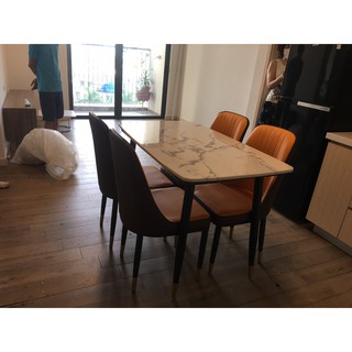 Bộ bàn ăn chân mặt đá + 4 ghế