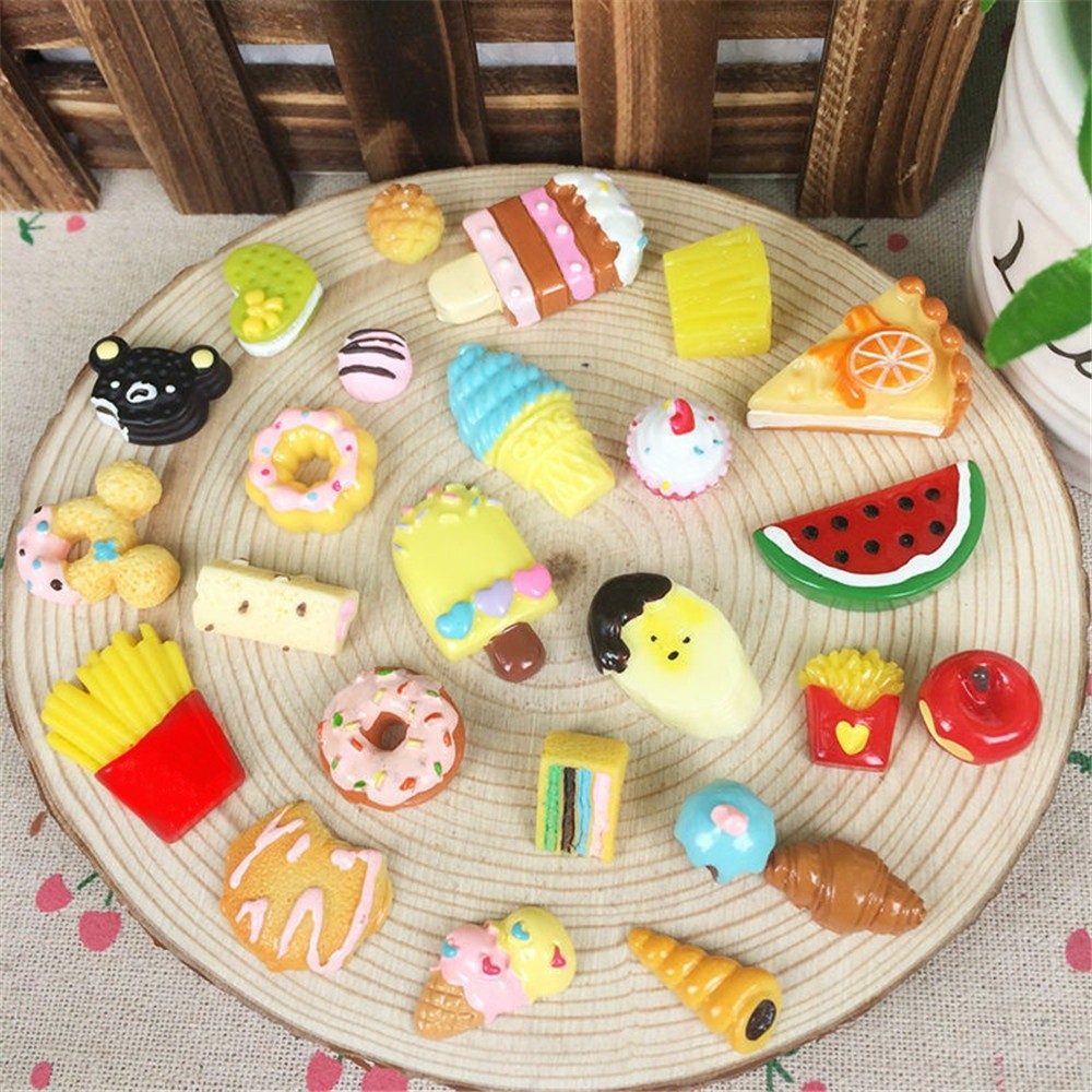 Bộ 10 mô hình bánh kẹo bằng nhựa dễ thương