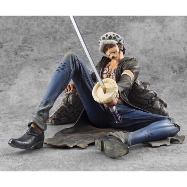 Mô hình Trafalgar D. Water Law POP Onepiece