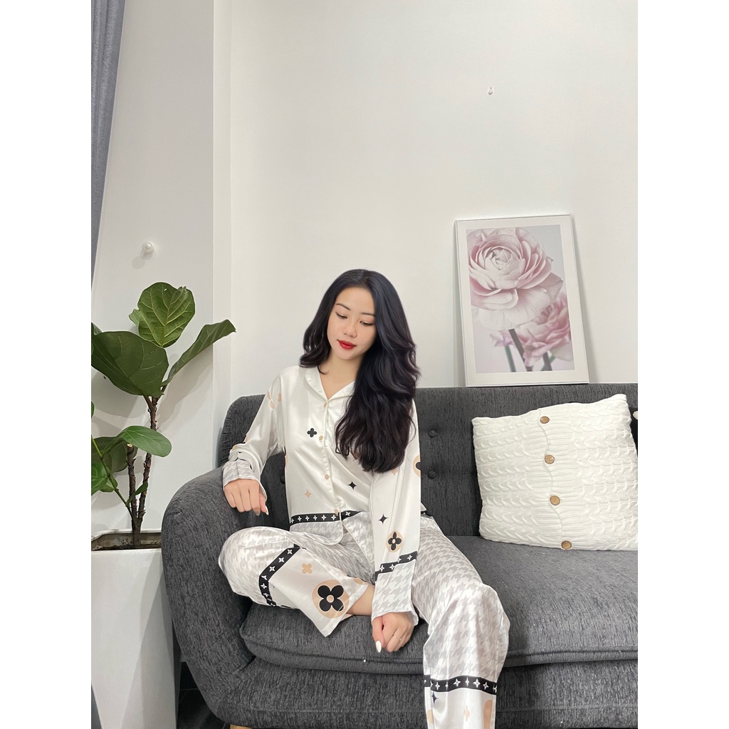 Đồ bộ nữ - Đồ ngủ nữ pijama tay dài chất liệu Latin phối hình hoạ tiết sang trọng freesize | BigBuy360 - bigbuy360.vn