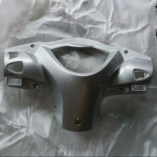 Nắp sau tay lái vision đời cũ màu bạc