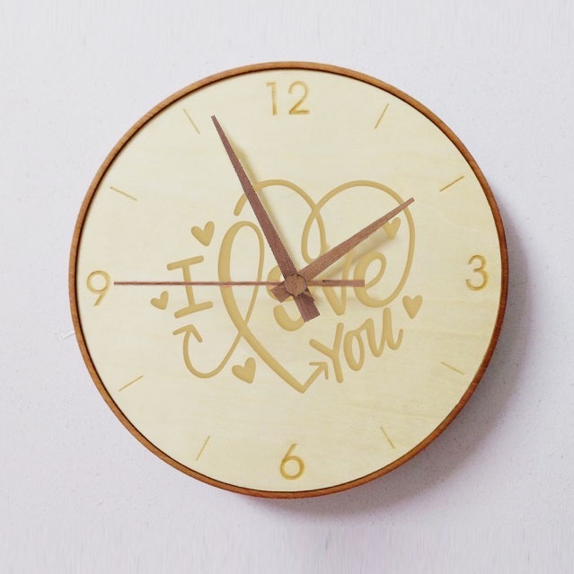 Đồng hồ treo tường phong cách vingate - Đồng hồ tình yêu -  Kim gỗ vintage - Khắc được thêm tên theo yêu cầu