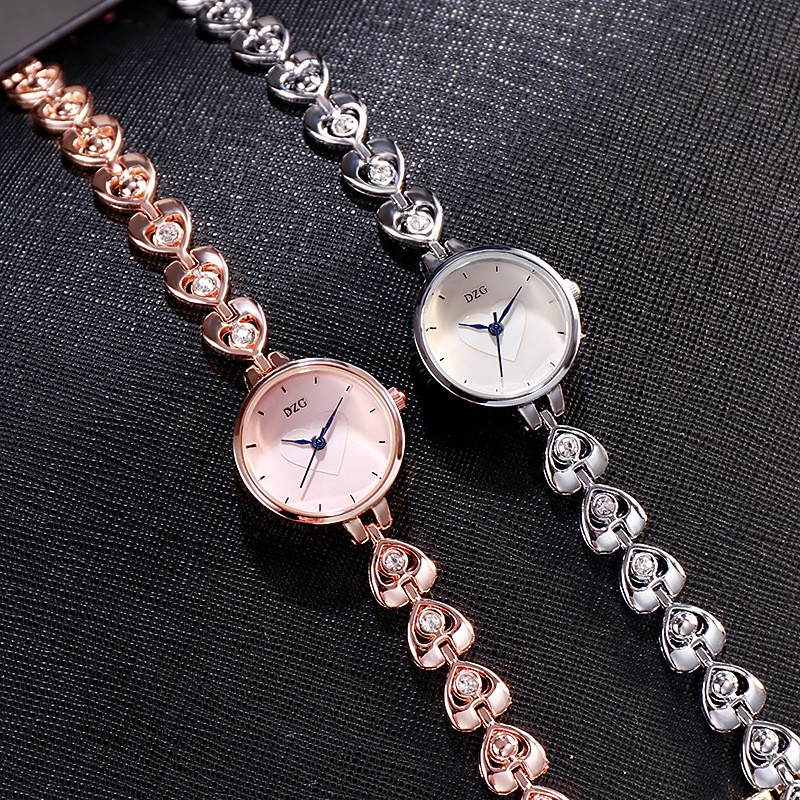 Đồng hồ thời trang nữ lắc Dzg LT07 họa tiết trái tim xinh xắn
