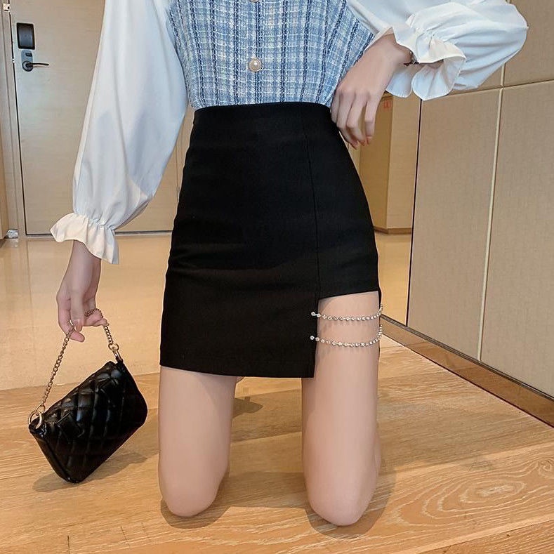 Chân váy chữ A màu đen lưng cao đính đá quyến rũ cho nữ