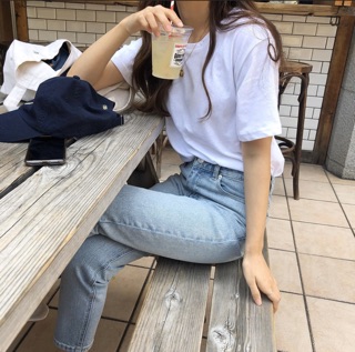 Áo thun trơn cổ tròn basic