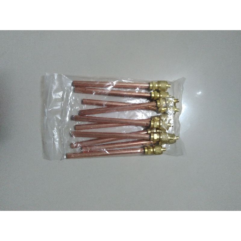 Một cây ti nạp gas