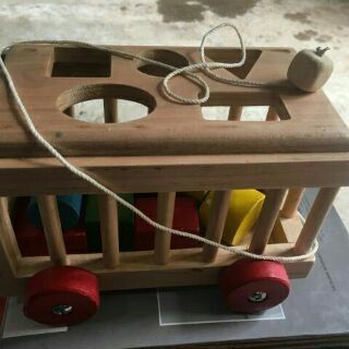 đồ chơi cho bé yêu cũi thả hình