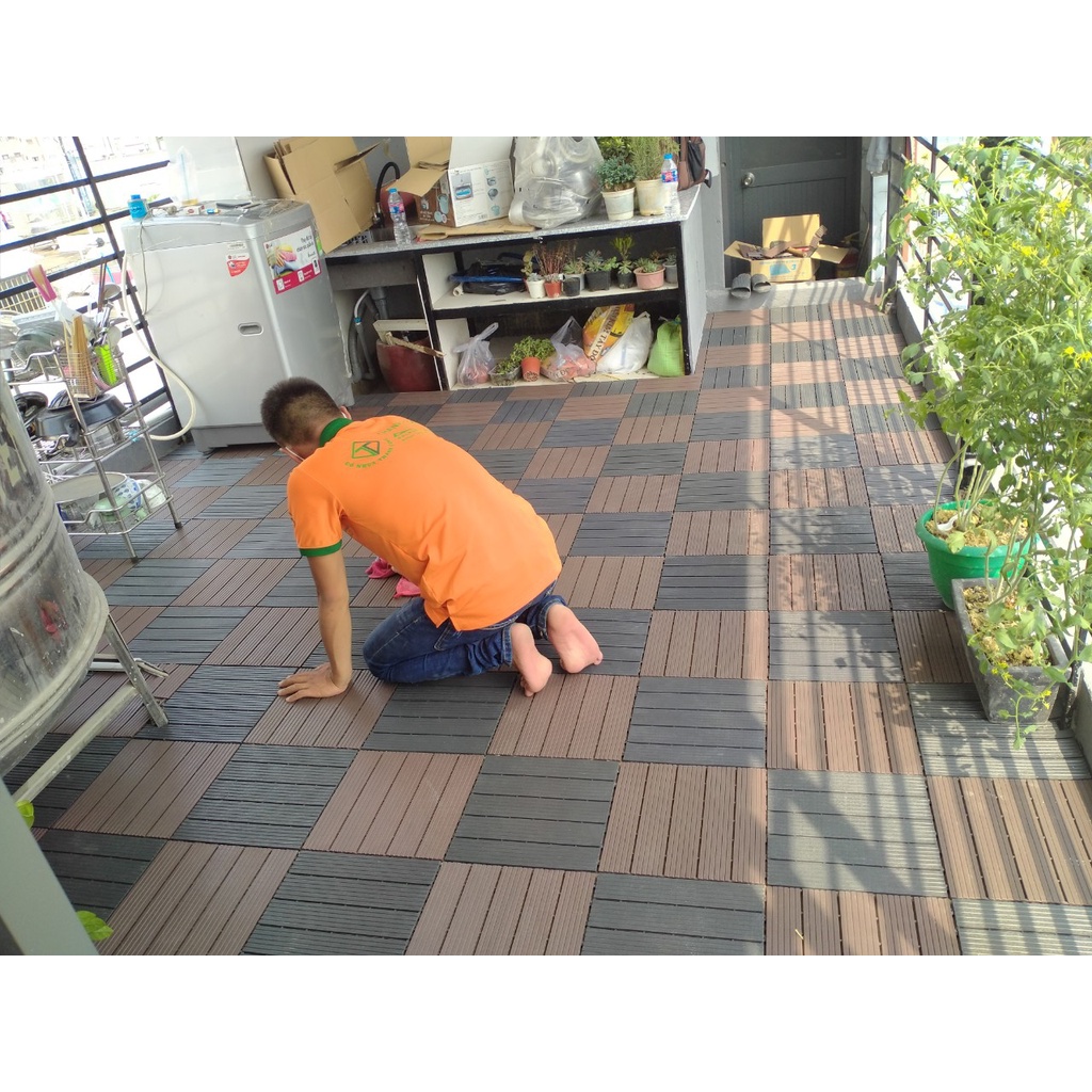 VỈ NHỰA ĐÚC  NGOÀI TRỜI
