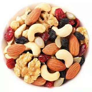 Hộp 7 loại hạt ngũ cốc hoa quả khô ăn vặt