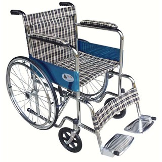 Xe lăn có bô Lucass X8 có bô tay phanh gập gọn tiện lợi