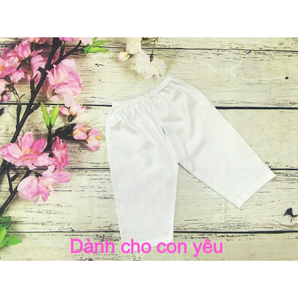 Quần dài Bossini màu trắng cho bé