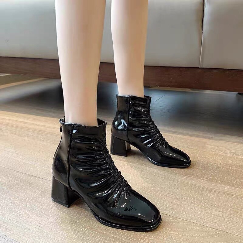 Bốt nhăn nhún chun gân giữa da bóng, Giày Bốt nhăn cố thấp da bóng đế trụ hàng quảng châu | BigBuy360 - bigbuy360.vn