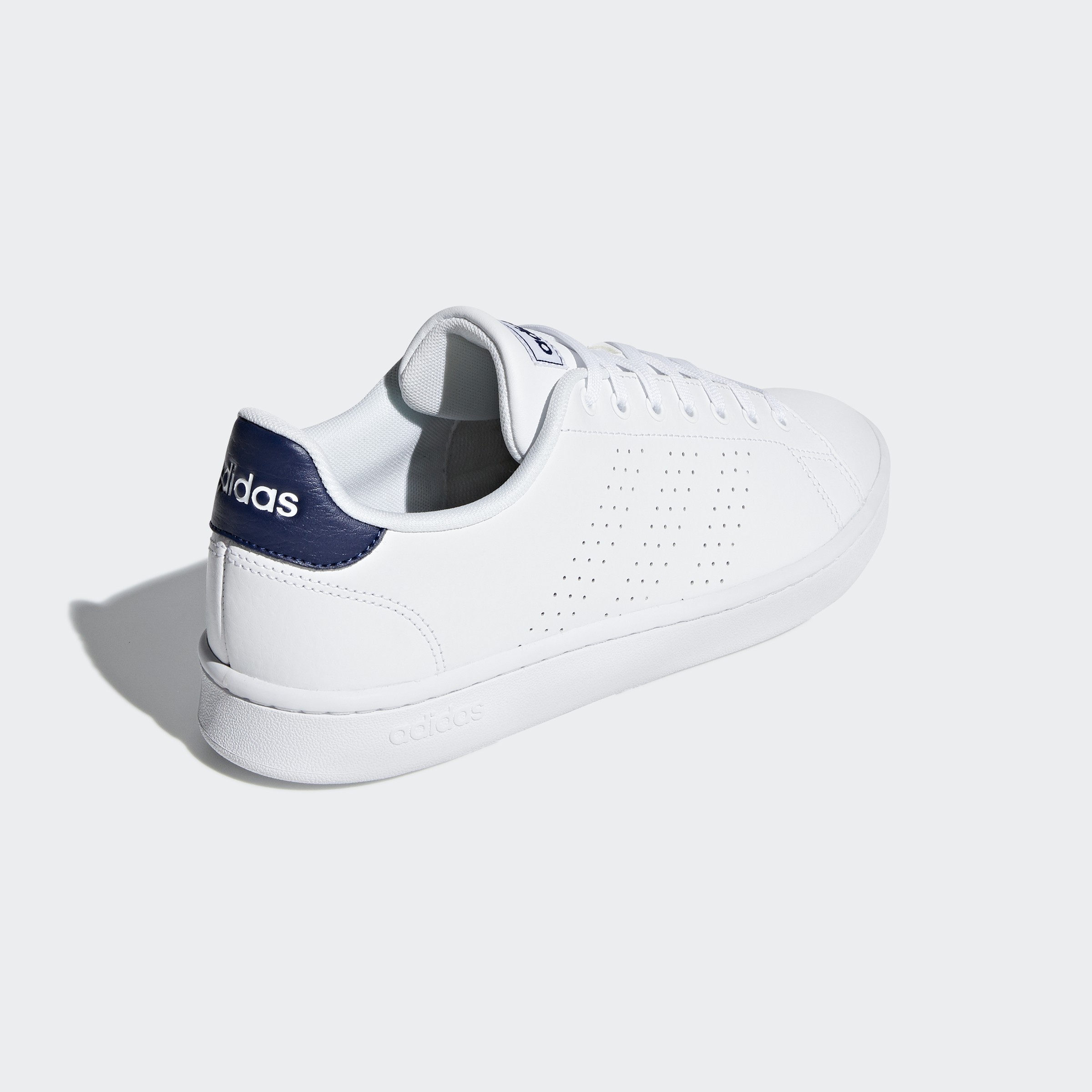 Giày adidas TENNIS Advantage Nam Màu trắng F36423